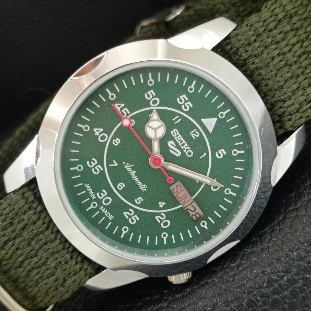 Seiko Green Dial Automatic Men's Watch with Red Accents